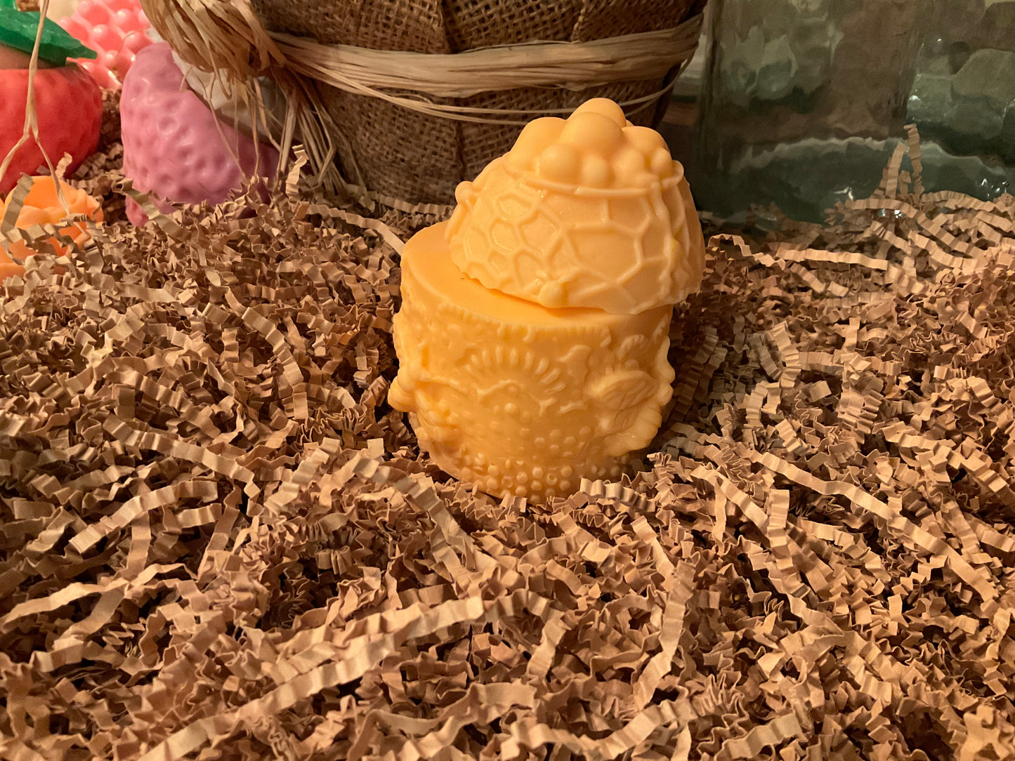 Honey Bee Goat Milk Soap Set – Honeycomb-Shaped Bars with Honey & Essential Oil (2-Piece)